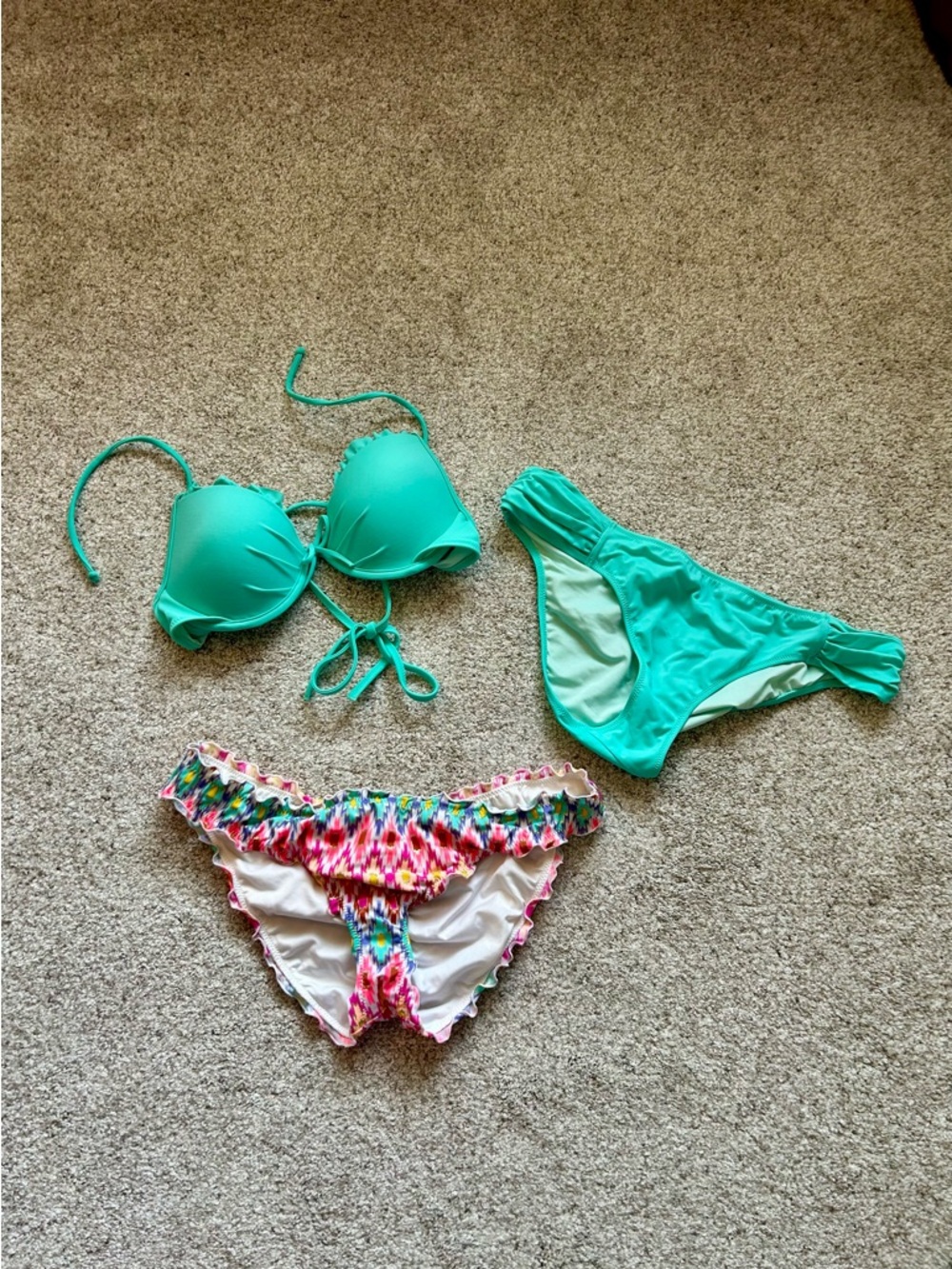 Victoria's Secret 3 piece turquoise bikini set
